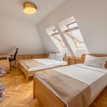 Siera'S Apartment 프리슈티나 외부 사진