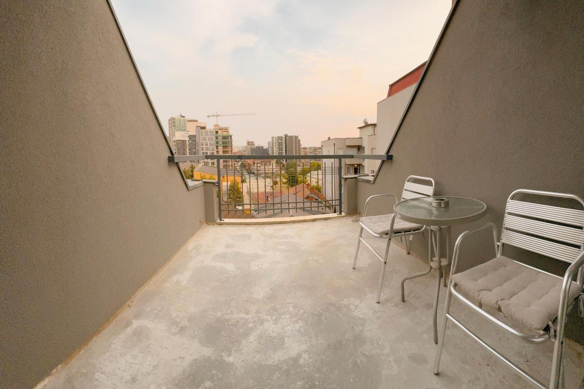 Siera'S Apartment 프리슈티나 외부 사진